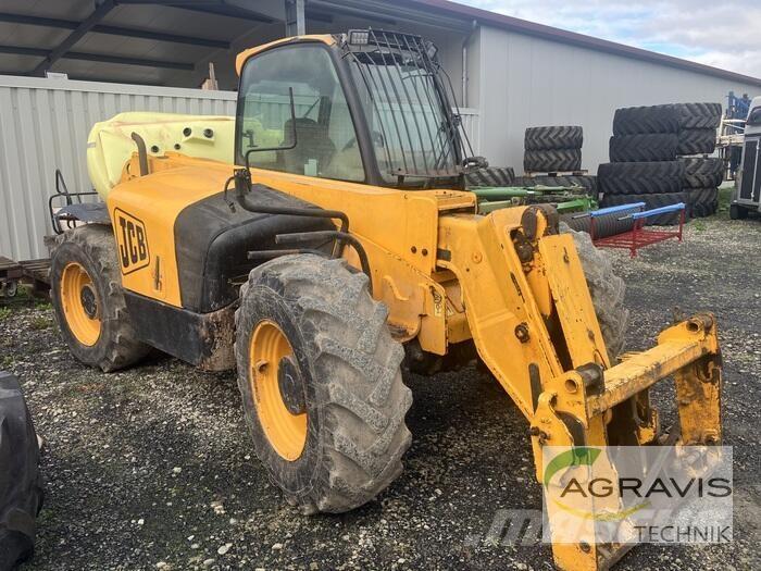 JCB 531-70 Poljoprivredni teleskopski utovarivači