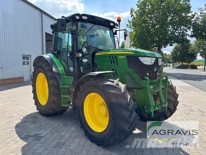 John Deere 6125 R Traktori