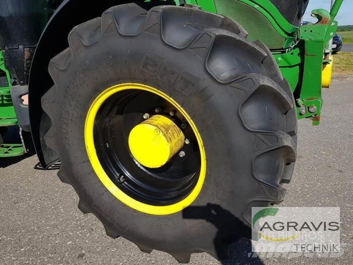 John Deere 6195 R Traktori