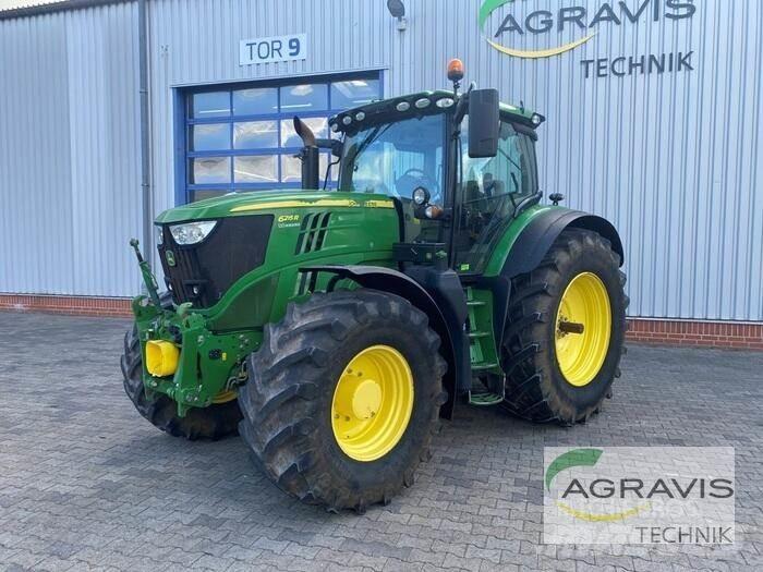 John Deere 6215 R Traktori