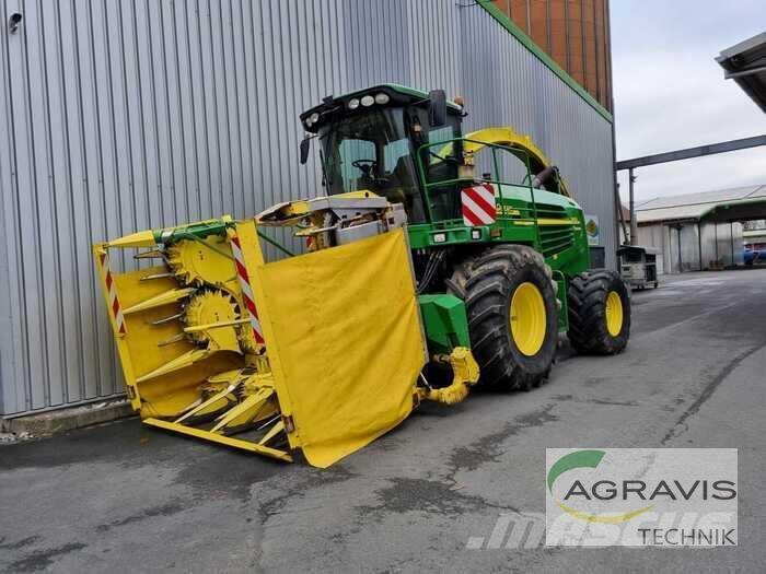 John Deere 7400 Strojevi za krmu na vlastiti pogon