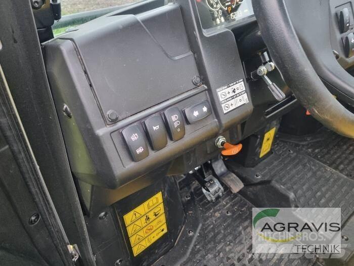 John Deere GATOR Kompaktni (mali) traktori