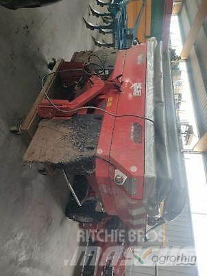 Kuhn Axis 20.1W Rasipači mineralnog  gnojiva
