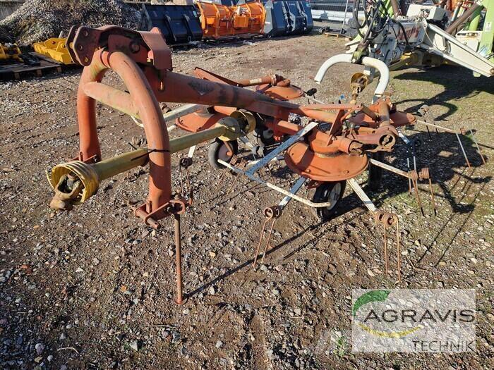 Kuhn GF 452 M Okretači i sakupljači sijena