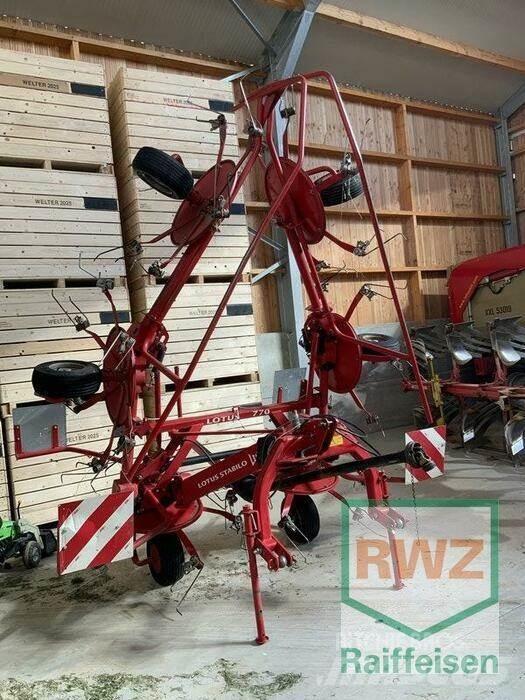 Lely Lotus 770 Okretači i sakupljači sijena