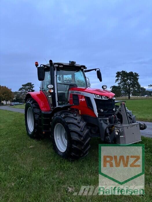 Massey Ferguson 6S 155 Traktori