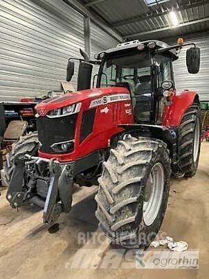 Massey Ferguson 7720S Traktori