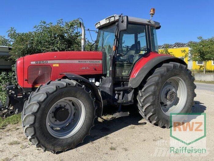 Massey Ferguson 8250-4 Traktori