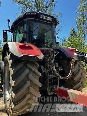 Massey Ferguson 8S 285 Traktori