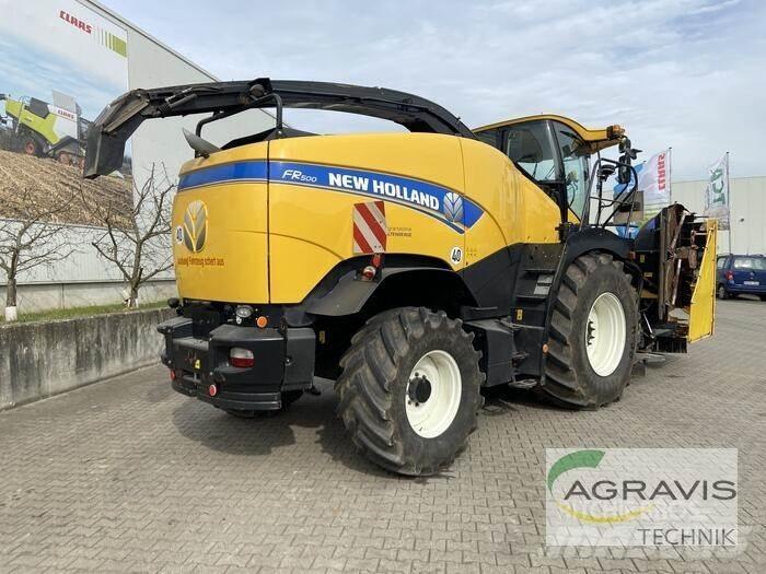 New Holland FR 500 Strojevi za krmu na vlastiti pogon