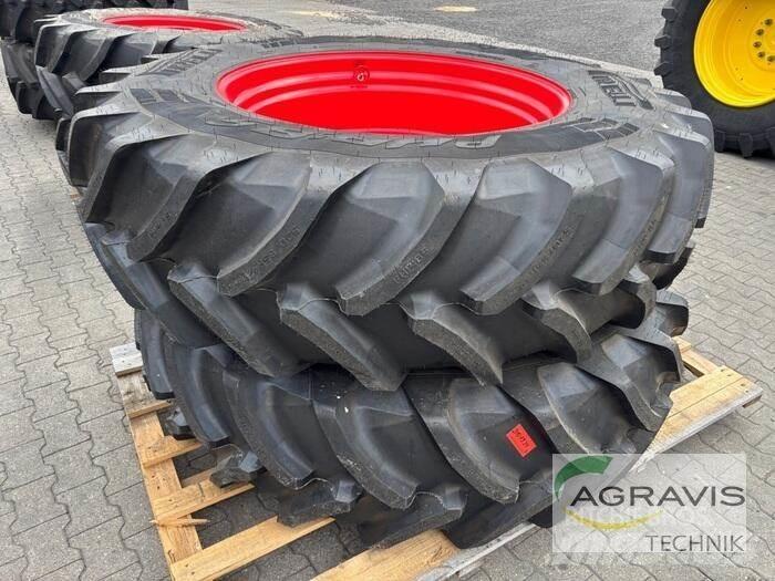Pirelli KR 520/85R42 Gume, kotači i naplatci