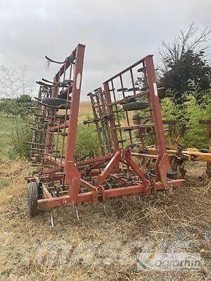  Urga 6.1 Kombinirane sijačice