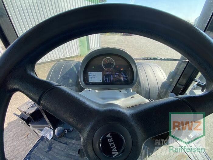 Valtra S394 Traktori