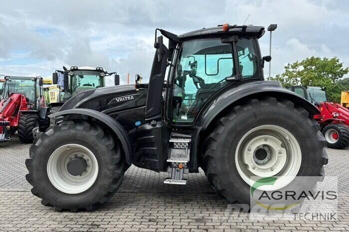 Valtra T 235 D Traktori