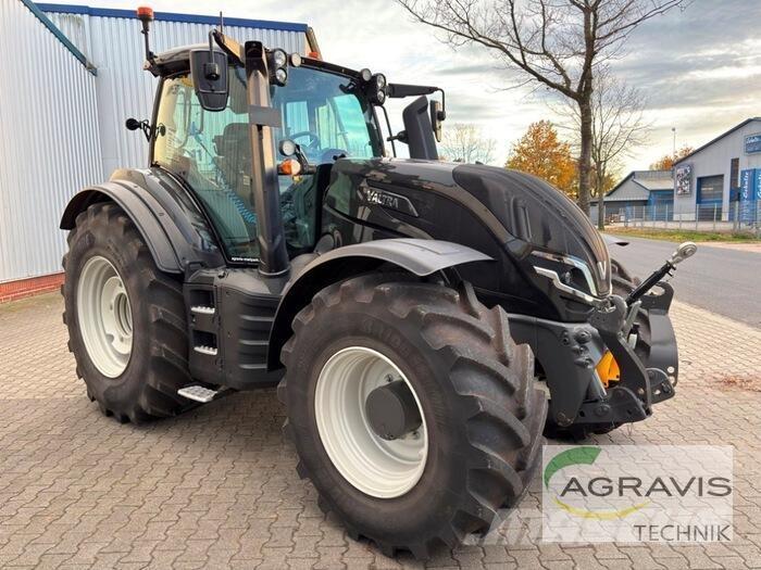 Valtra T 235 D Traktori