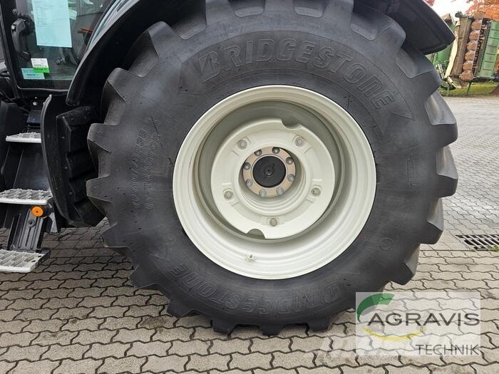 Valtra T 255 V 2A1 Traktori