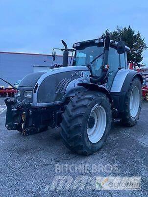 Valtra T172 HITECH Traktori