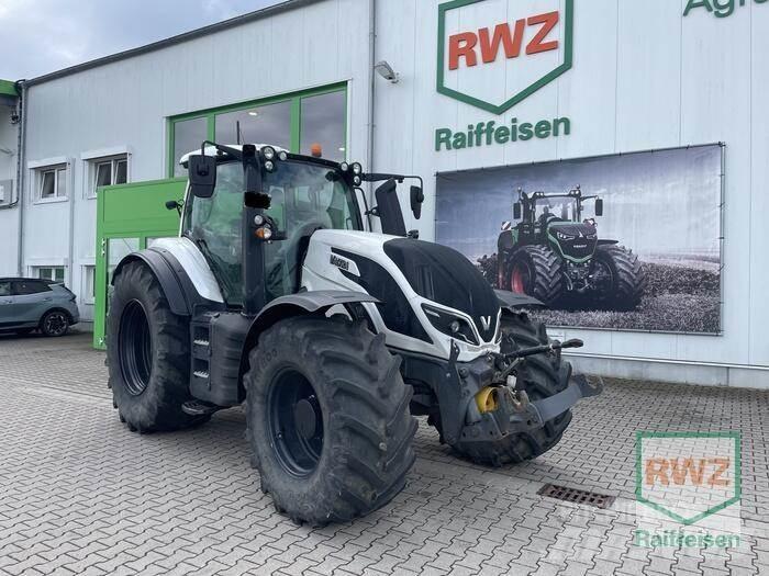 Valtra T234D Traktori