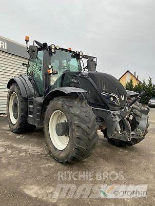 Valtra T254V Traktori