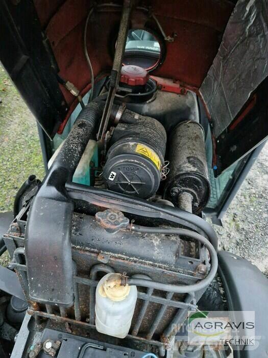Yanmar EF 235H Kompaktni (mali) traktori