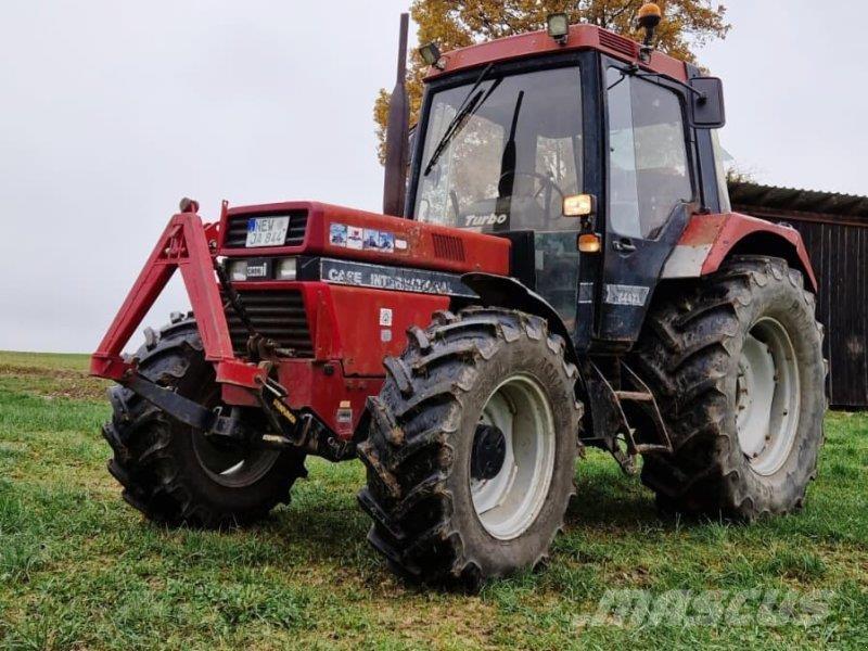 Case IH 844 XL Traktori