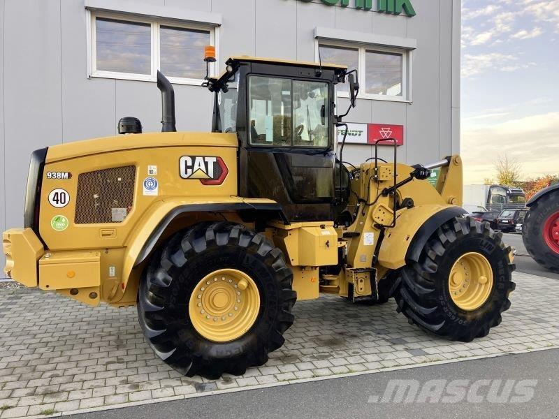 CAT 938M Utovarivači na kotačima