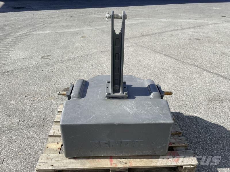 Fendt 1250 KG Prednji utegovi