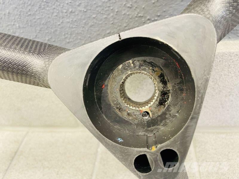 Fendt LENKRAD Traktori