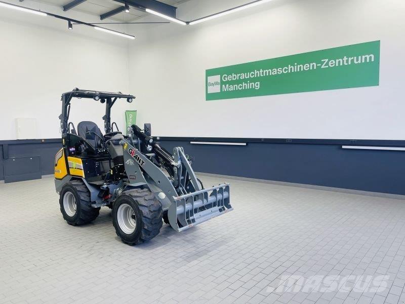 GiANT G2200E Skid steer mini utovarivači