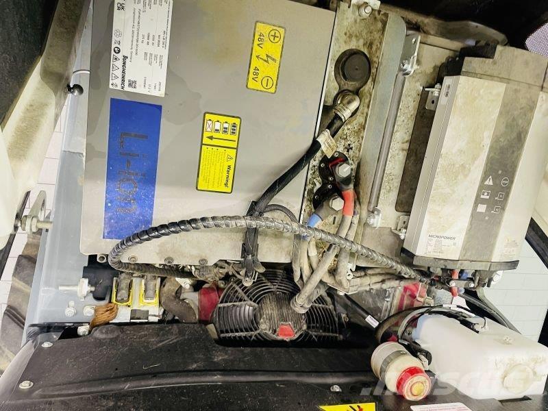 GiANT G2700E Skid steer mini utovarivači