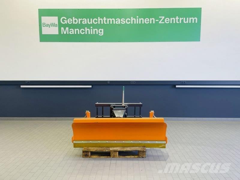 GiANT SK 180 Priključci za prednji utovarivač