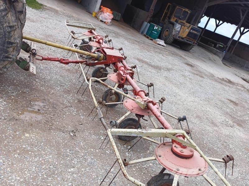 Kuhn GF 671 Okretači i sakupljači sijena