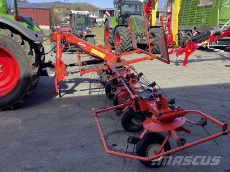 Kuhn GF 7702 Okretači i sakupljači sijena