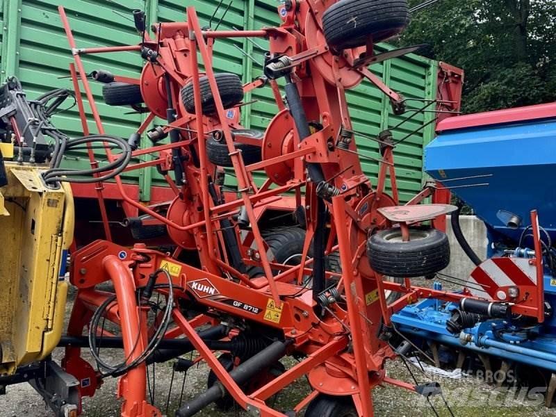 Kuhn GF 8712 Okretači i sakupljači sijena