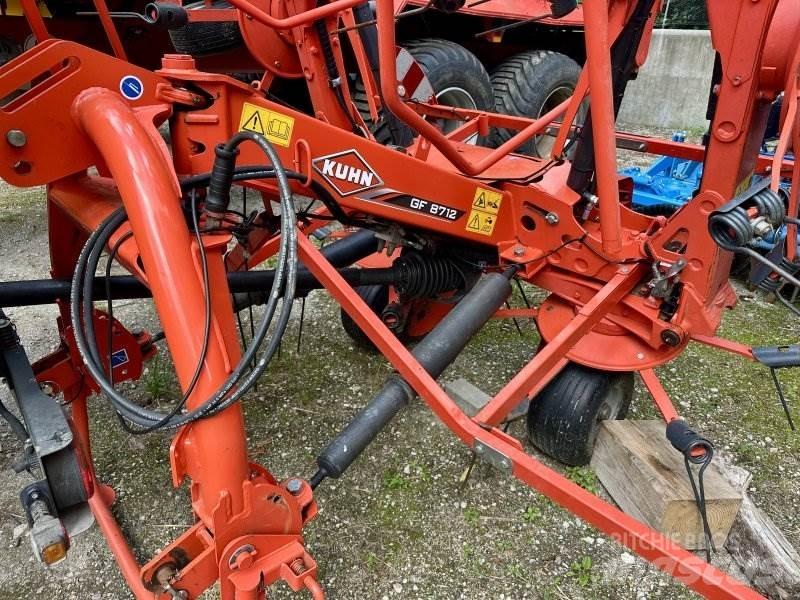 Kuhn GF 8712 Okretači i sakupljači sijena