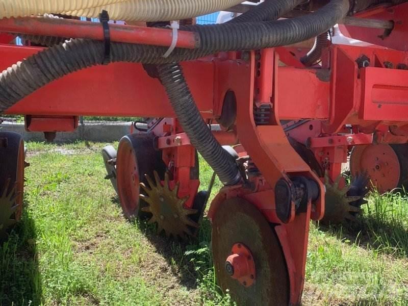 Kuhn Maxima 2 Ostali stroji i dodatna oprema za sjetvu i sadnju