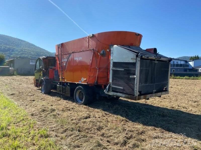 Kuhn SPW 25 Mikser hranilice