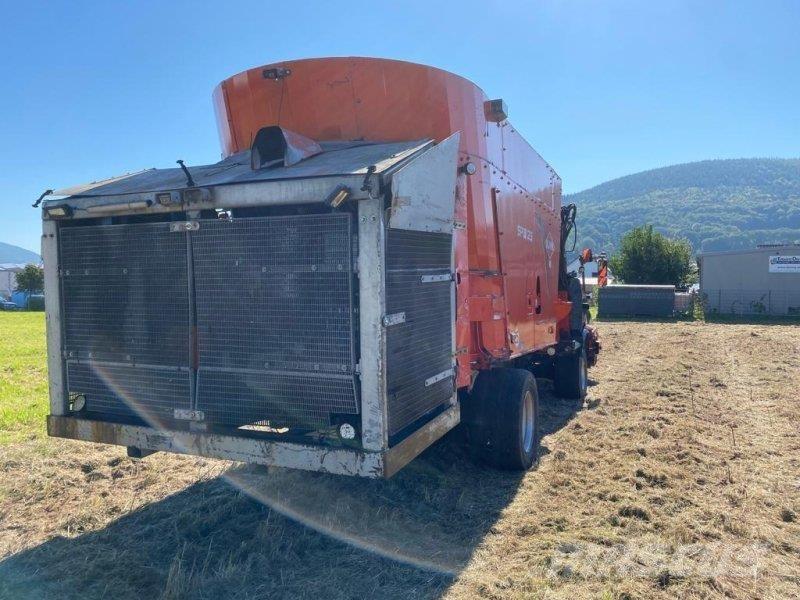 Kuhn SPW 25 Mikser hranilice