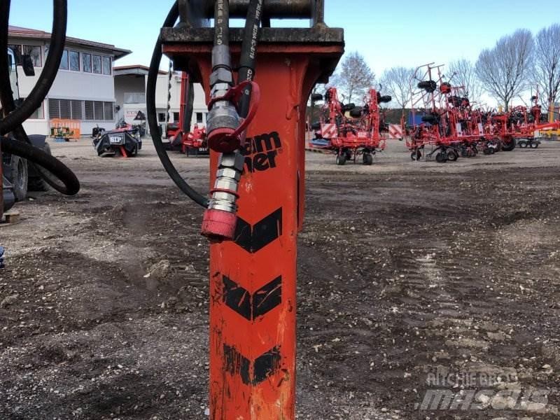 Rammer R01P Čekići