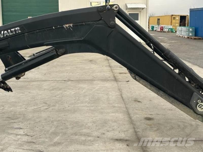 Valtra T234 A Traktori
