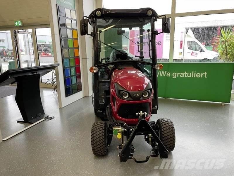 Yanmar SA221 Kompaktni (mali) traktori
