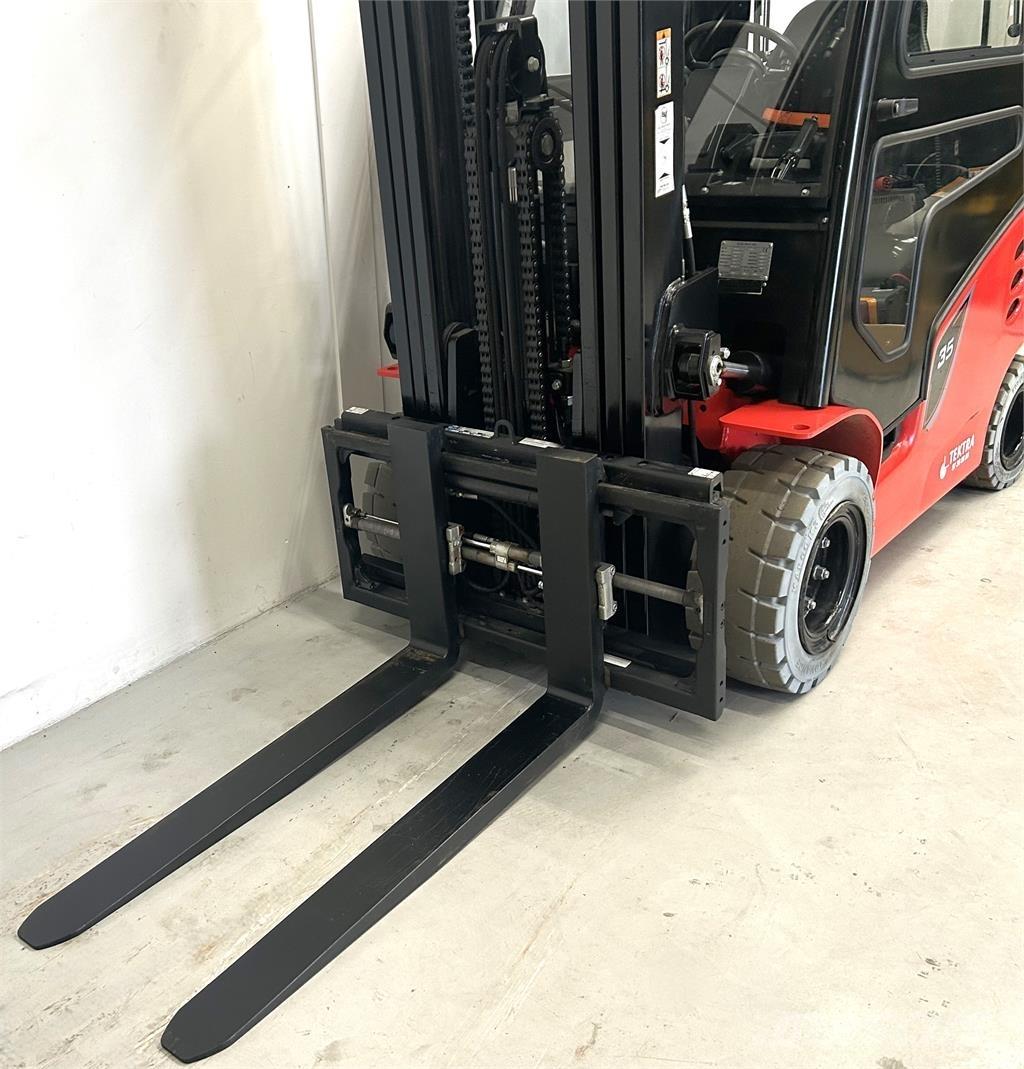 Tektra CPD35-XC5 Električni viličari