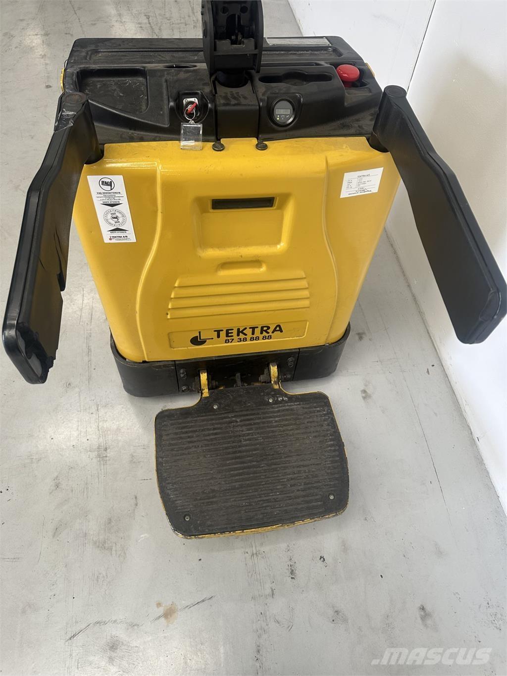 Yale MP20X FBW - 300 AH Nisko podizni električni viličar sa platformu