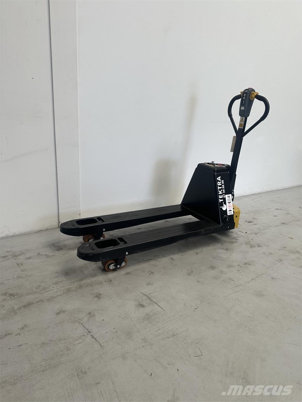 Yale MPC15 - 550 Nisko podizni električni viličar