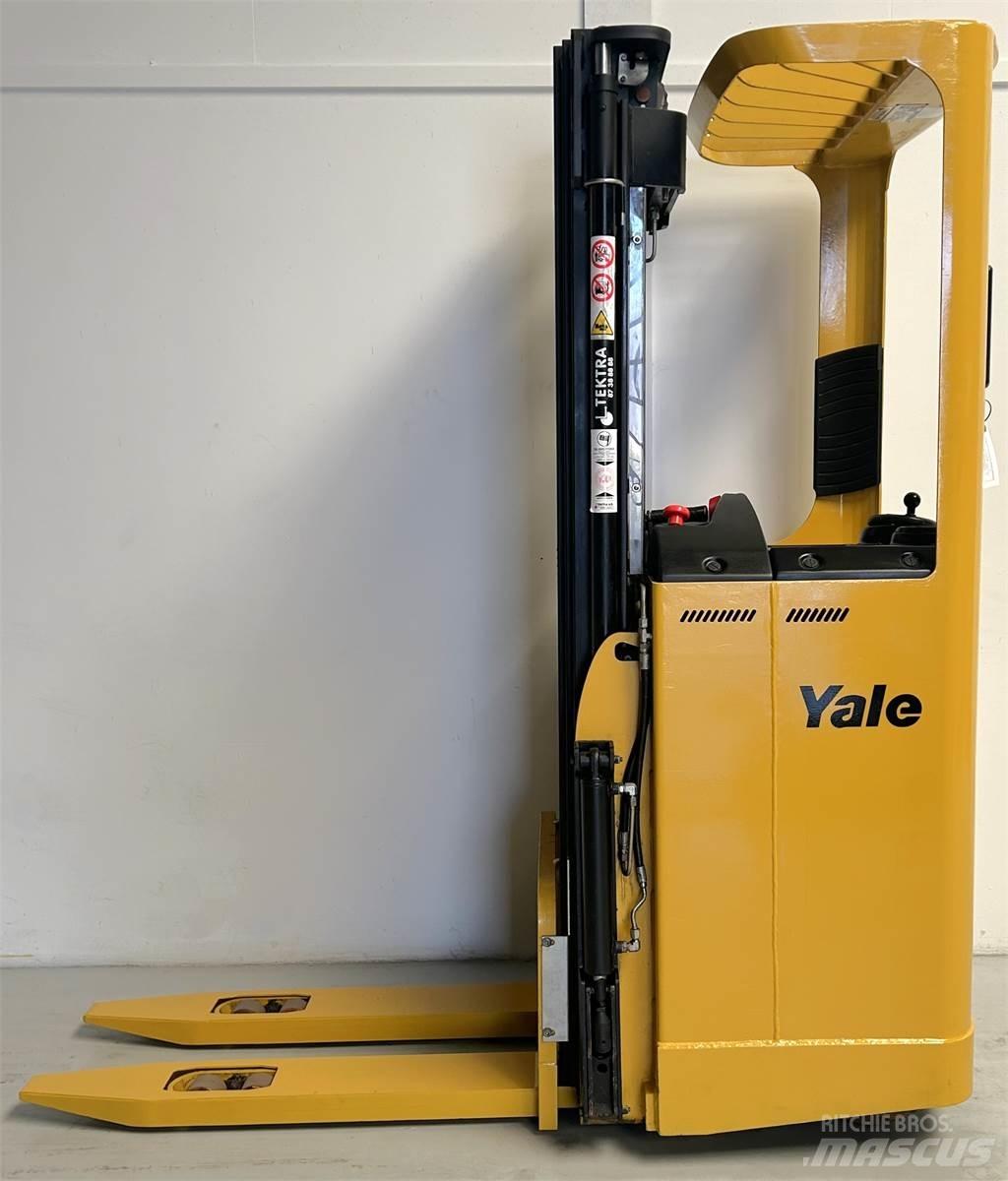 Yale SMS12S Samopogonski ručni viličari