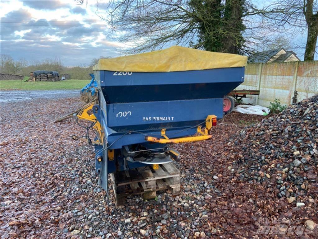 Bogballe Ex 2200 Rasipači mineralnog  gnojiva