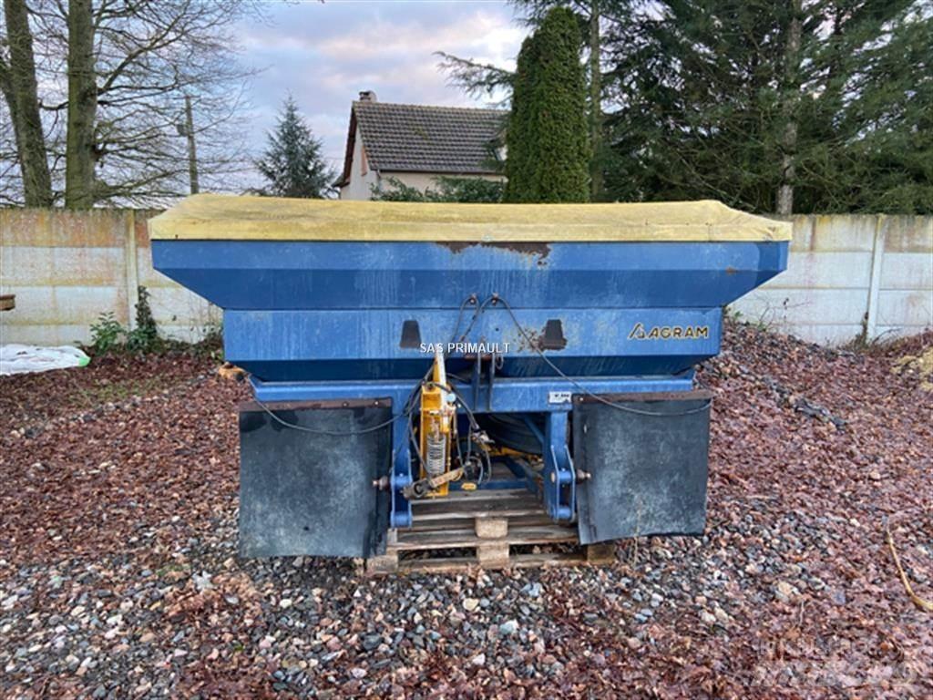 Bogballe Ex 2200 Rasipači mineralnog  gnojiva
