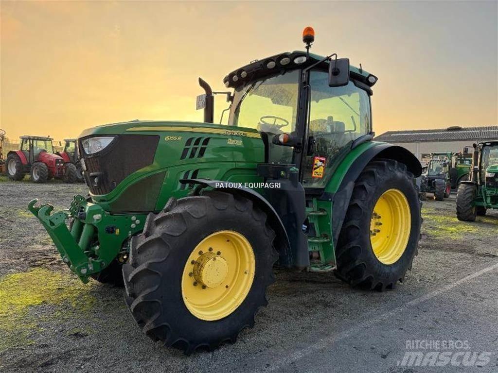 John Deere 6155R Traktori