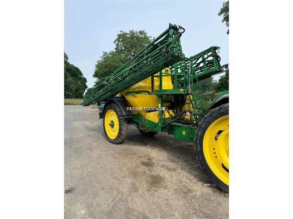 John Deere 840 Vučene prskalice