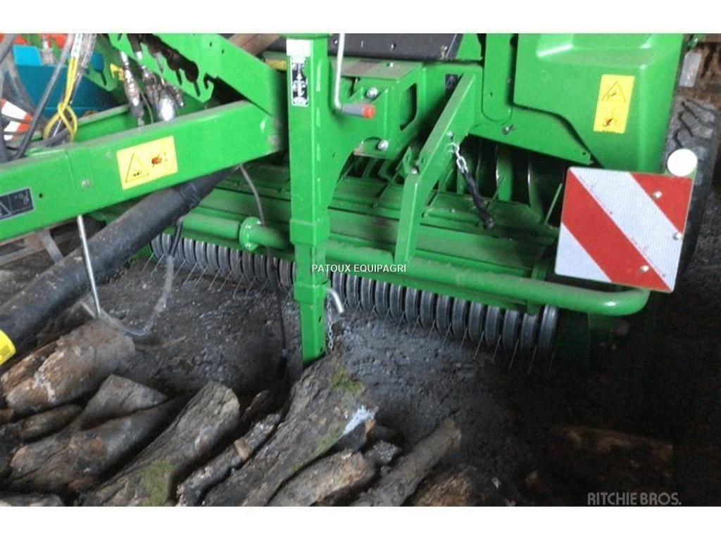 John Deere V461M Rolo balirke